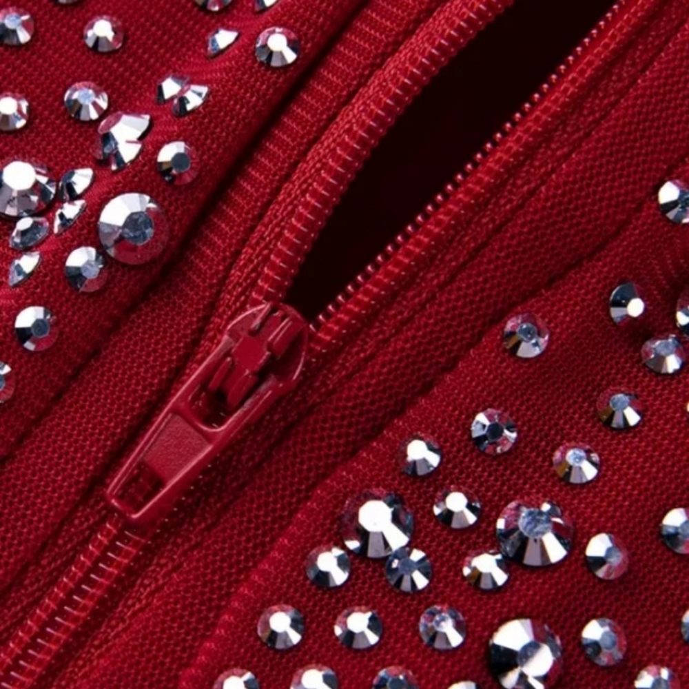 Lady In Red - Picture 2 of 7